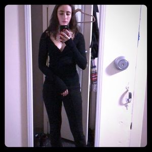 VERY DEEP CUT sweater